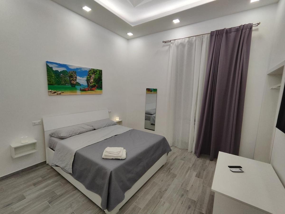 נאפולי B&B Il Regno Delle Due Sicilie מראה חיצוני תמונה