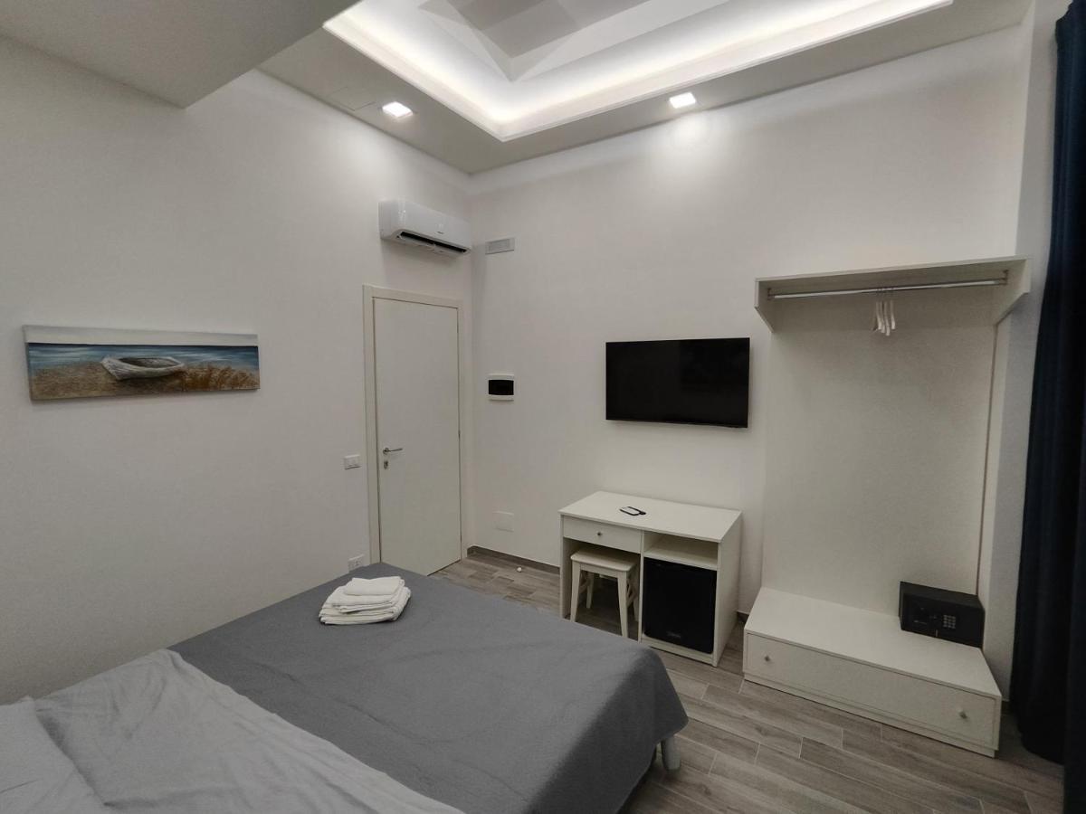 נאפולי B&B Il Regno Delle Due Sicilie מראה חיצוני תמונה