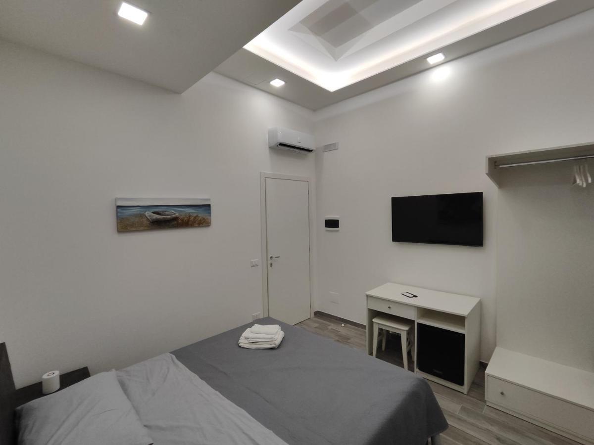 נאפולי B&B Il Regno Delle Due Sicilie מראה חיצוני תמונה
