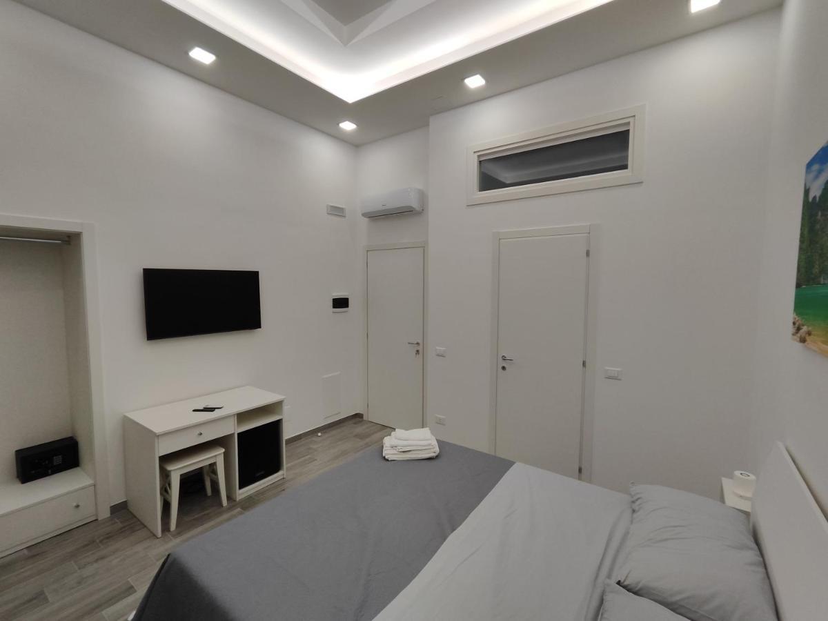 נאפולי B&B Il Regno Delle Due Sicilie מראה חיצוני תמונה