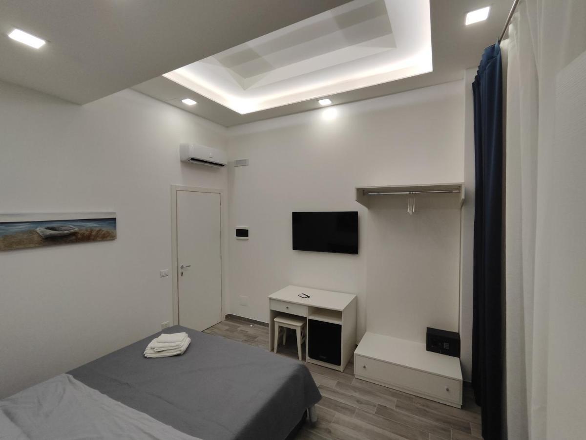 נאפולי B&B Il Regno Delle Due Sicilie מראה חיצוני תמונה